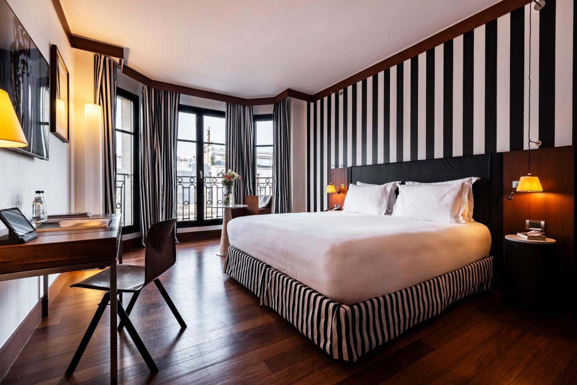 Grand Hotel Champs-Elysees Parijs Buitenkant foto