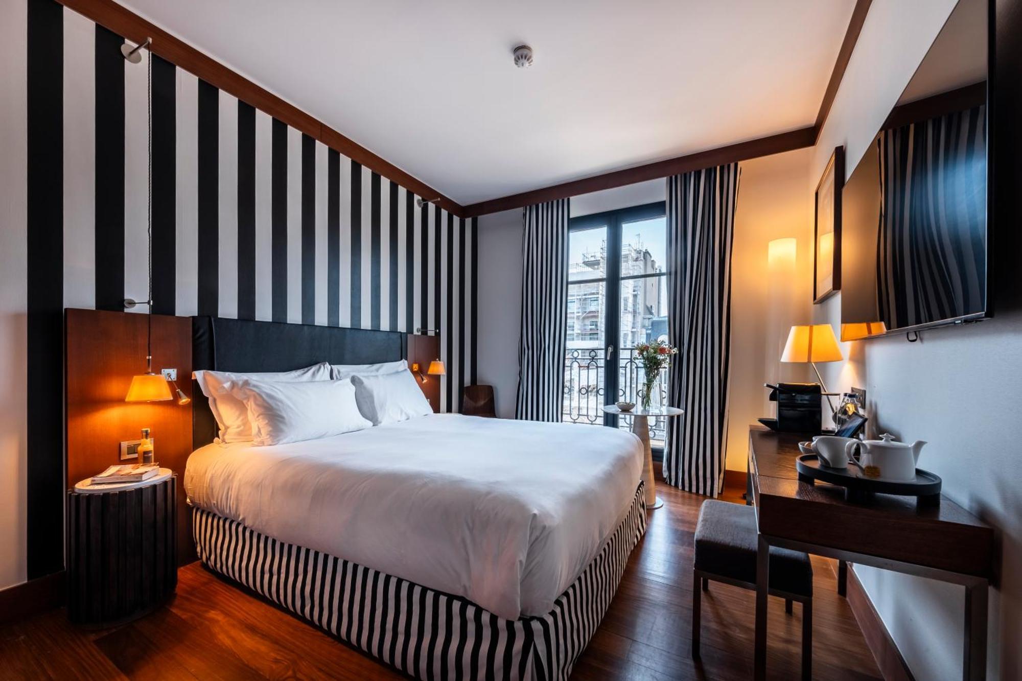 Grand Hotel Champs-Elysees Parijs Buitenkant foto